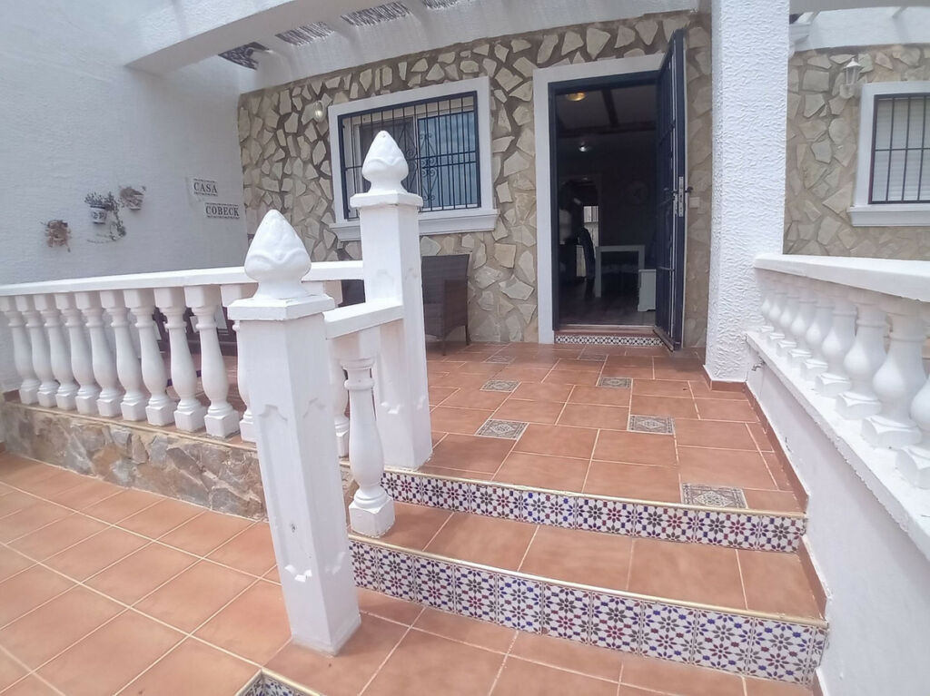 Townhouse Algorfa Alicante - image 7