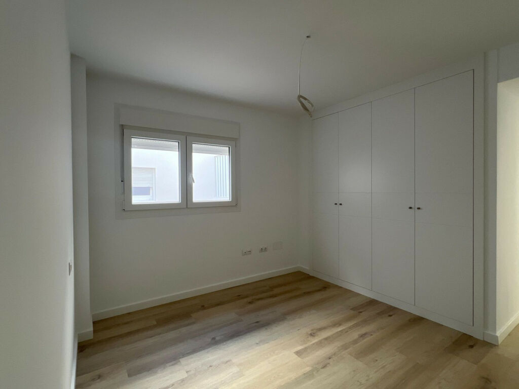 Middle Floor Apartment Marbella Málaga - image 6