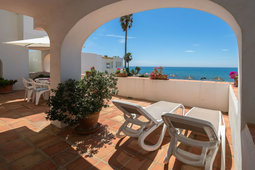 Ground Floor Apartment Riviera del Sol Málaga - image 2