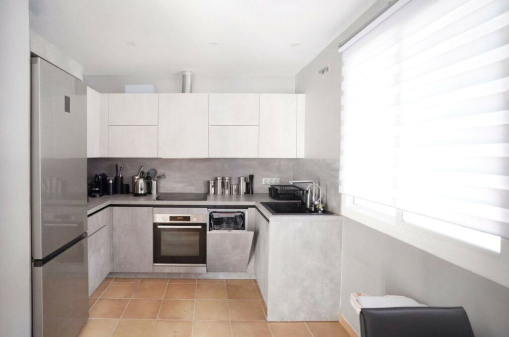 Townhouse Aloha Málaga - image 6