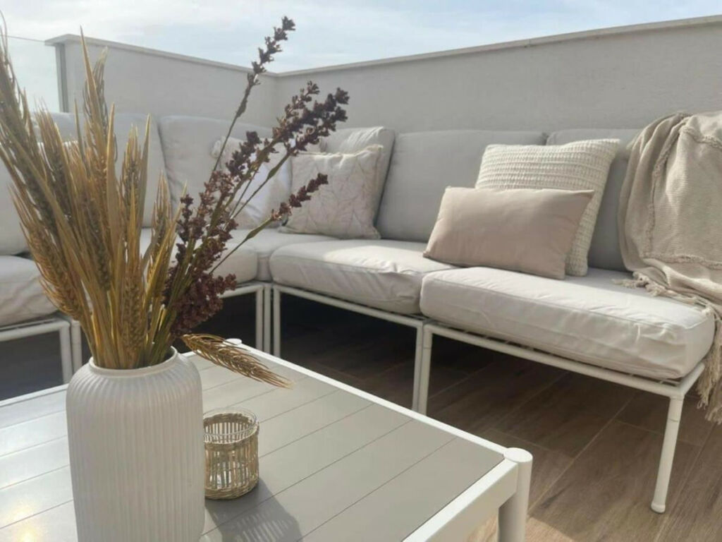 Penthouse Villamartin Alicante - image 6