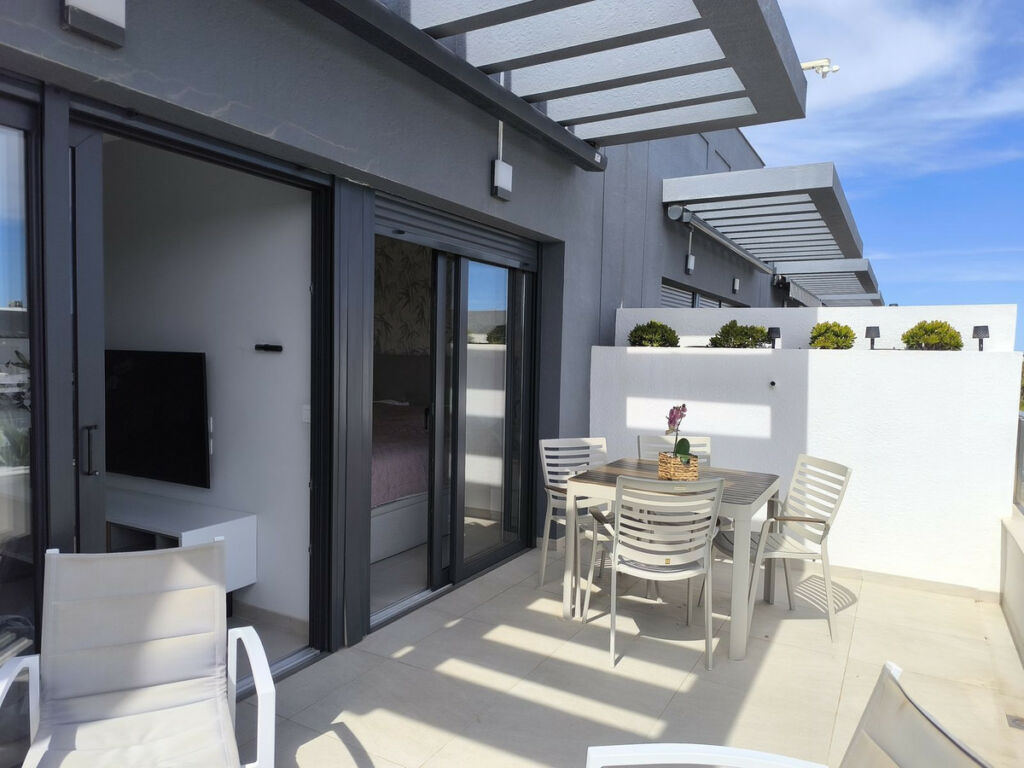 Top Floor Apartment Playa Flamenca Alicante - image 6