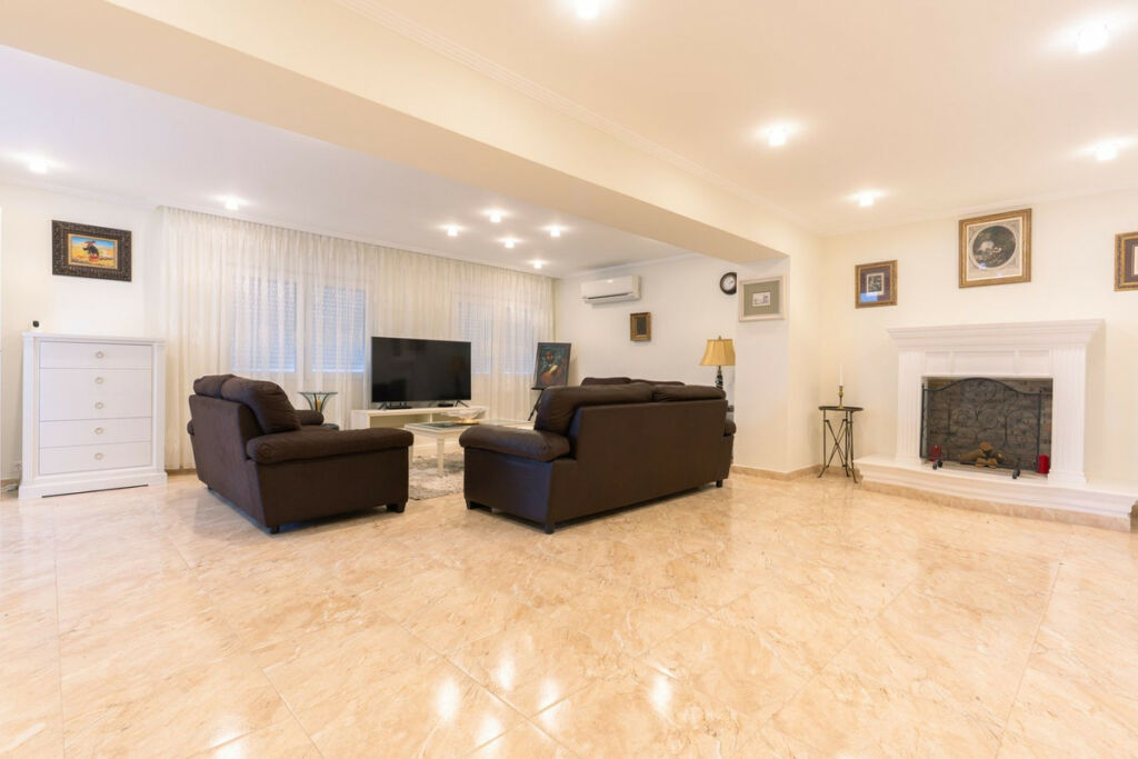 Detached Villa Los Balcones Alicante - image 6