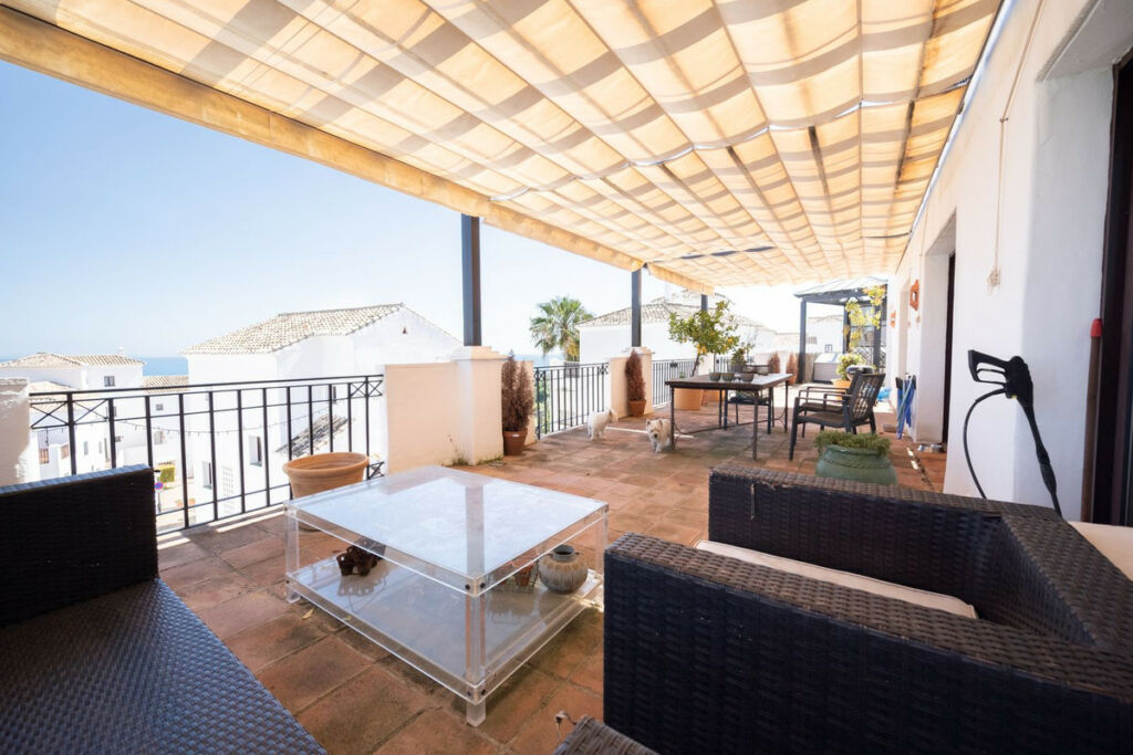 Penthouse Duplex Altos de los Monteros Málaga - image 6