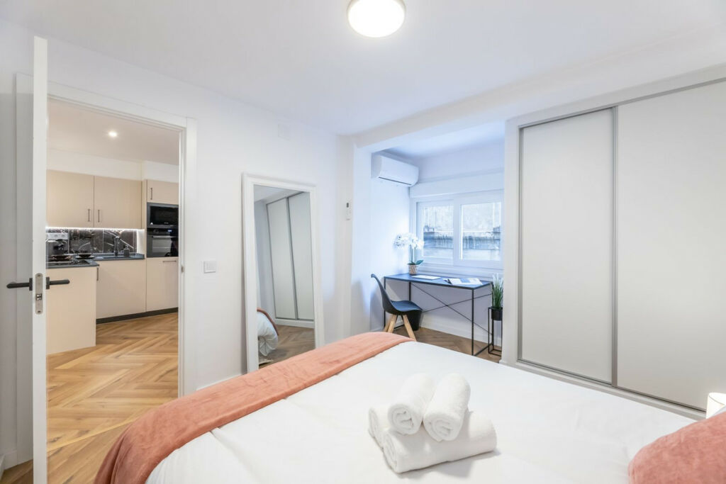 Middle Floor Apartment Málaga Centro Málaga - image 6