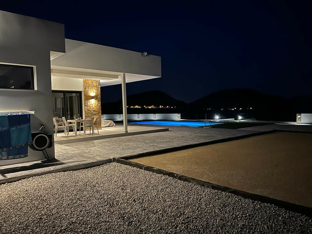 Detached Villa Pinoso Alicante - image 6