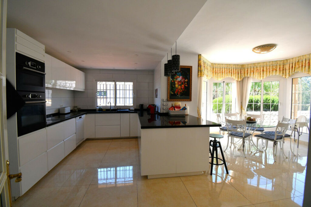 Detached Villa Mijas Golf Málaga - image 6