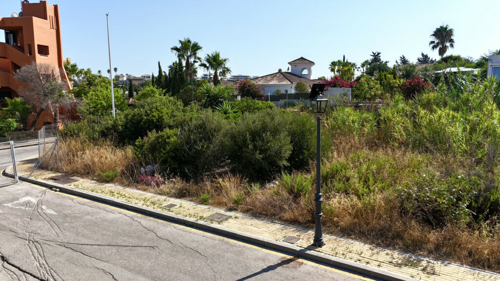 Land Estepona Málaga - image 6