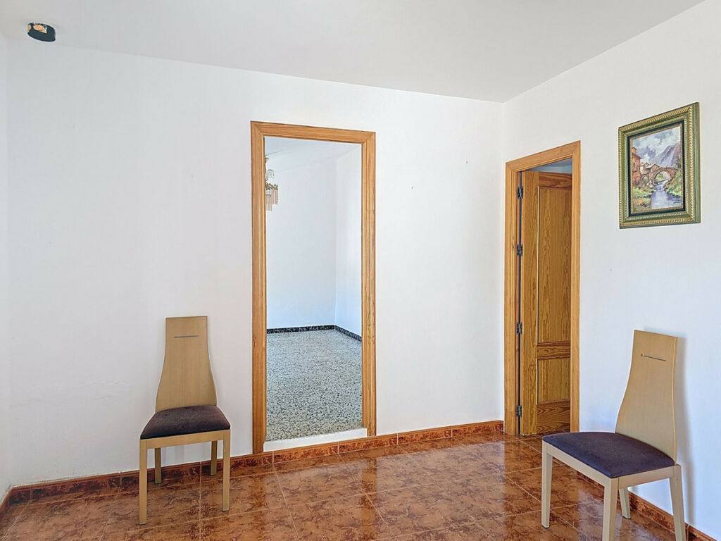 Townhouse Canillas de Aceituno Málaga - image 6