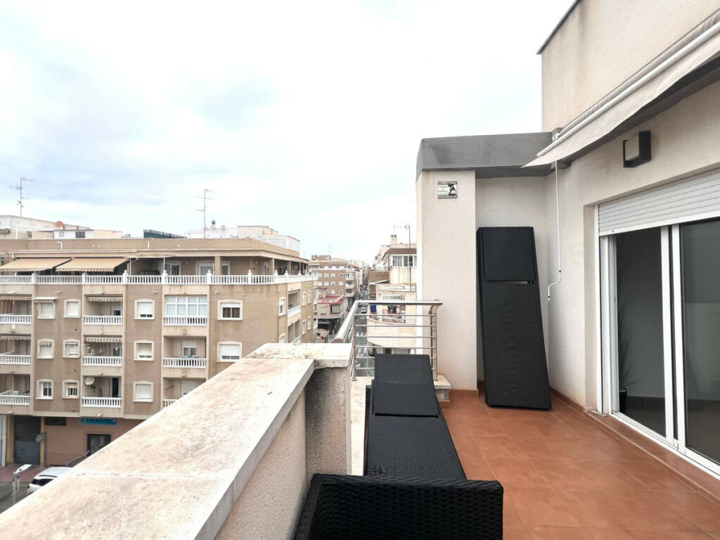 Penthouse Torrevieja Alicante - image 12