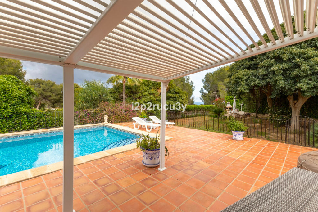 Detached Villa Moraira Alicante - image 6