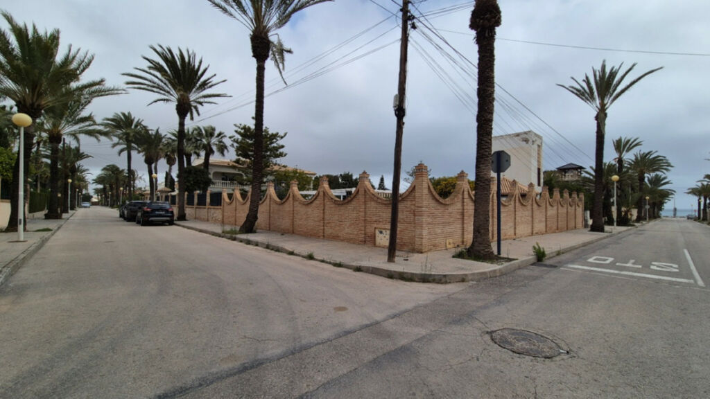 Detached Villa Orihuela Alicante - image 6