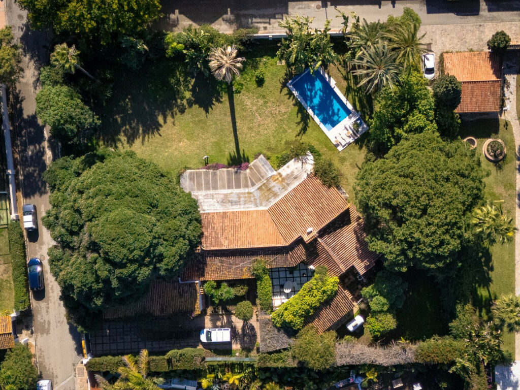 Detached Villa Guadalmina Baja Málaga - image 6