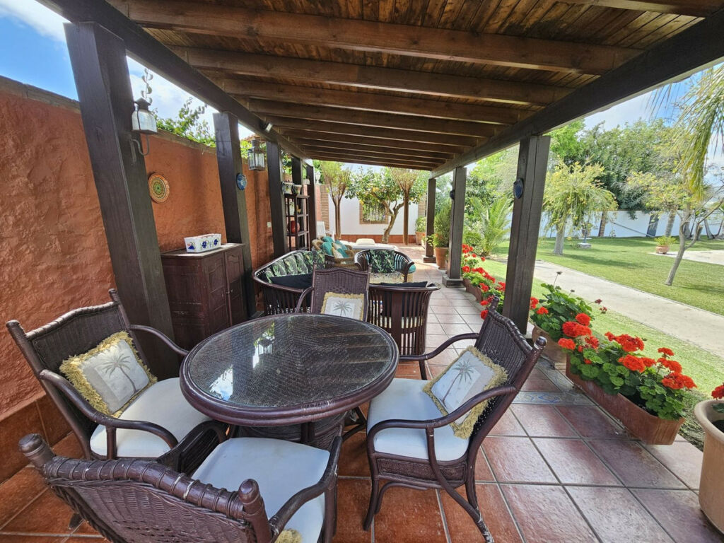 Detached Villa Alhaurín de la Torre Málaga - image 6