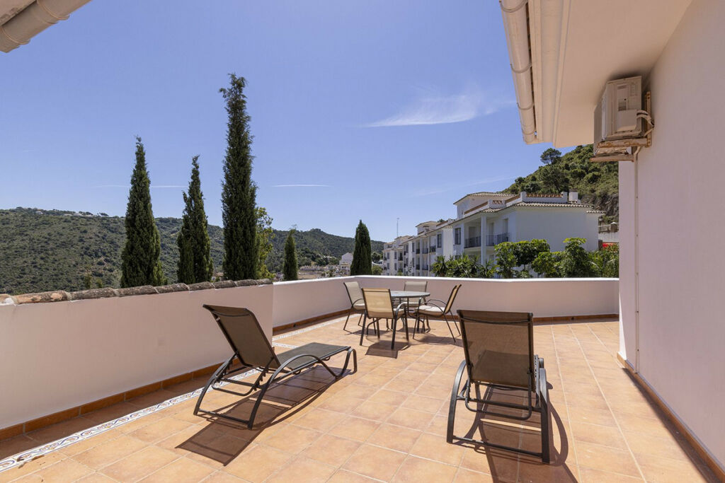 Detached Villa Benahavís Málaga - image 60
