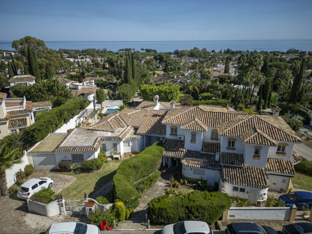 Townhouse El Paraiso Málaga - image 60
