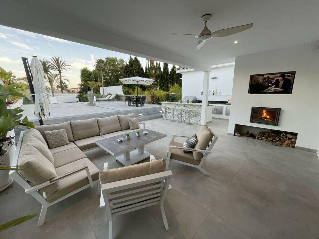 Detached Villa Atalaya Málaga - image 52