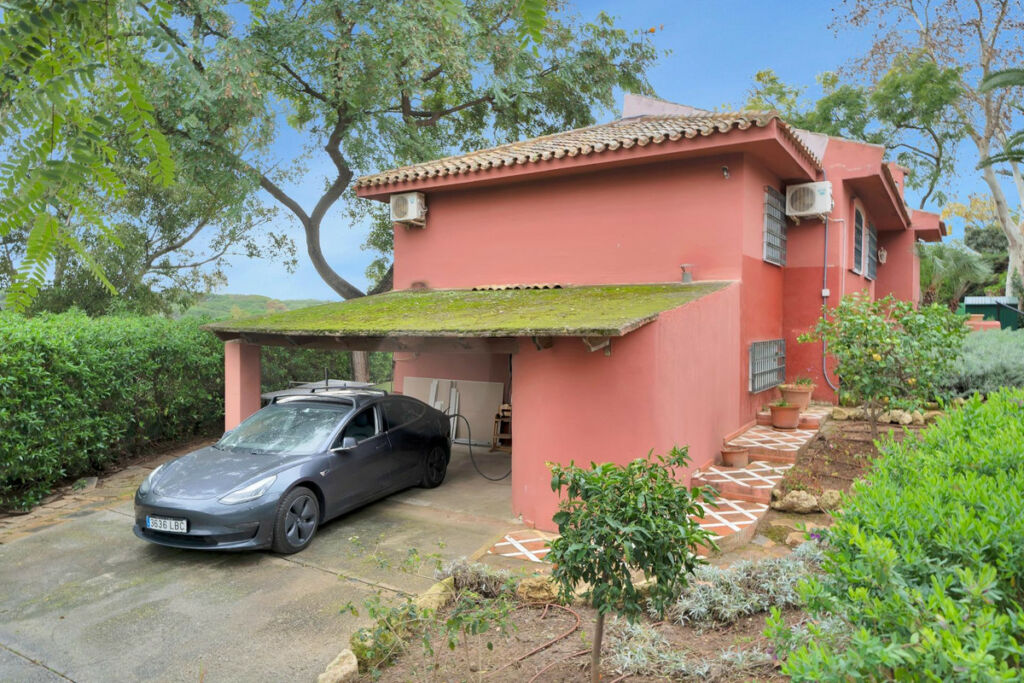 Detached Villa Elviria Málaga - image 61