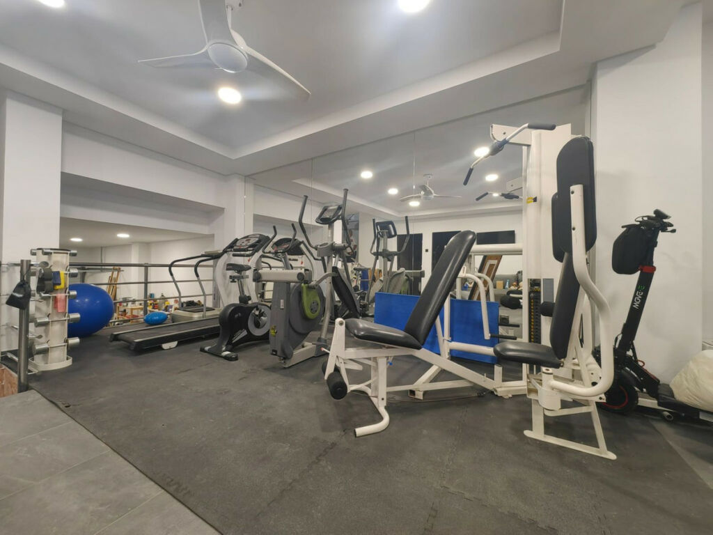 Detached Villa Estepona Málaga - image 62