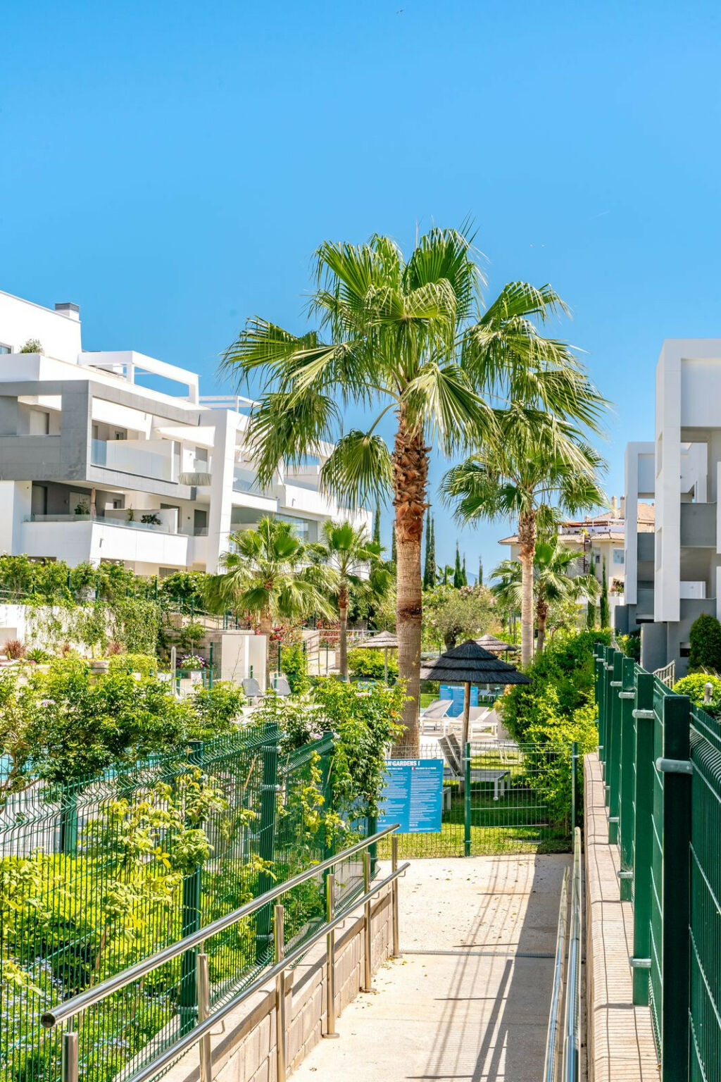 Top Floor Apartment Estepona Málaga - image 63