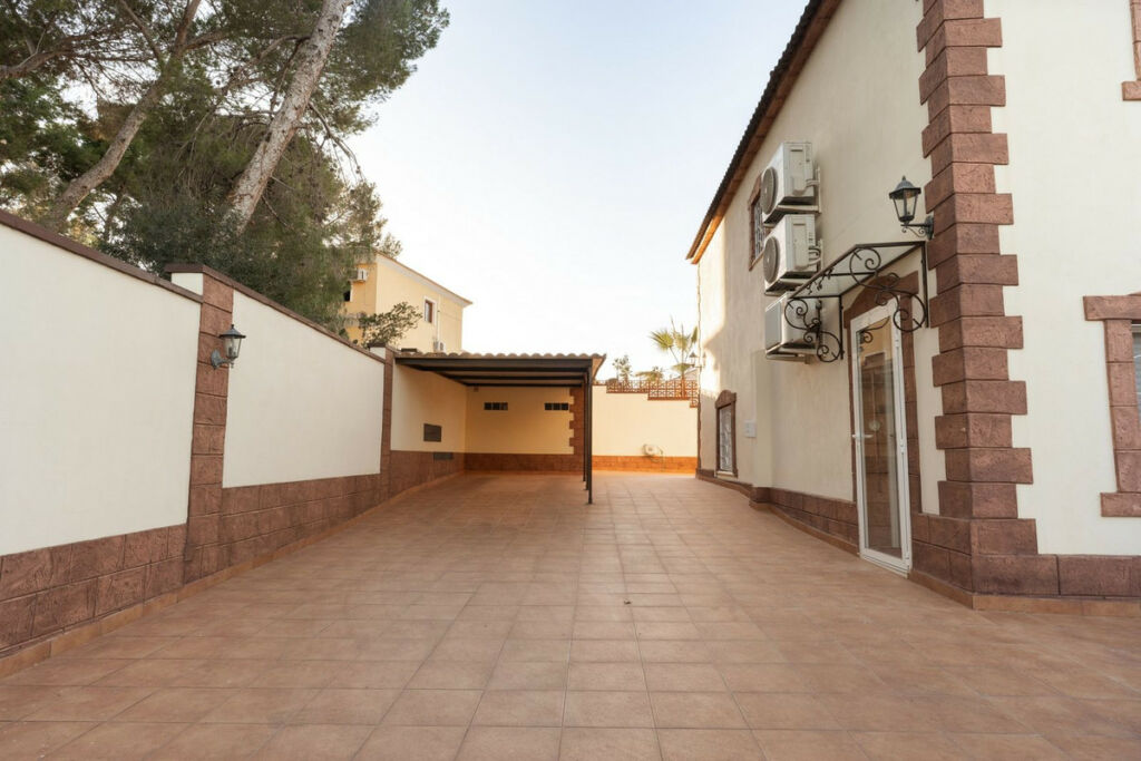 Detached Villa Los Balcones Alicante - image 64