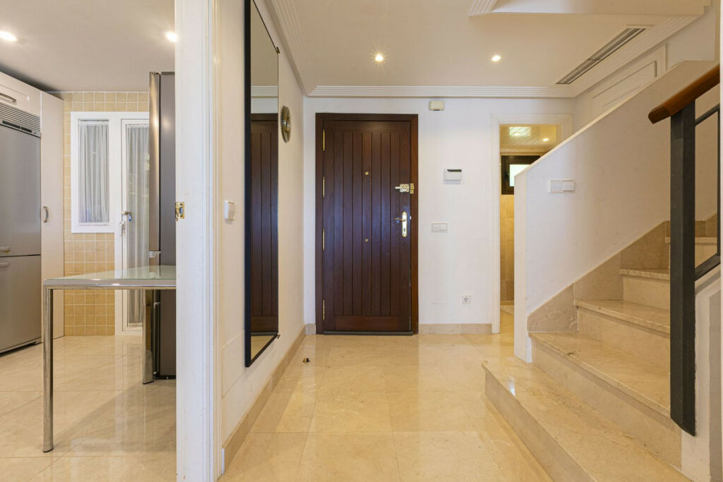 Townhouse Los Arqueros Málaga - image 69