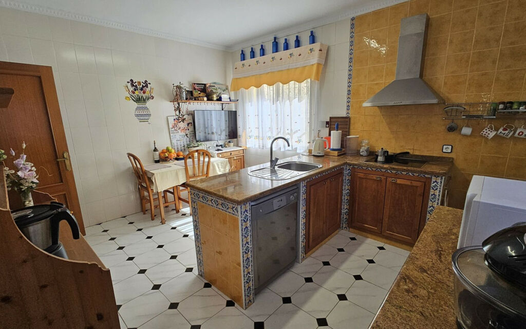 Detached Villa Alhaurín de la Torre Málaga - image 7