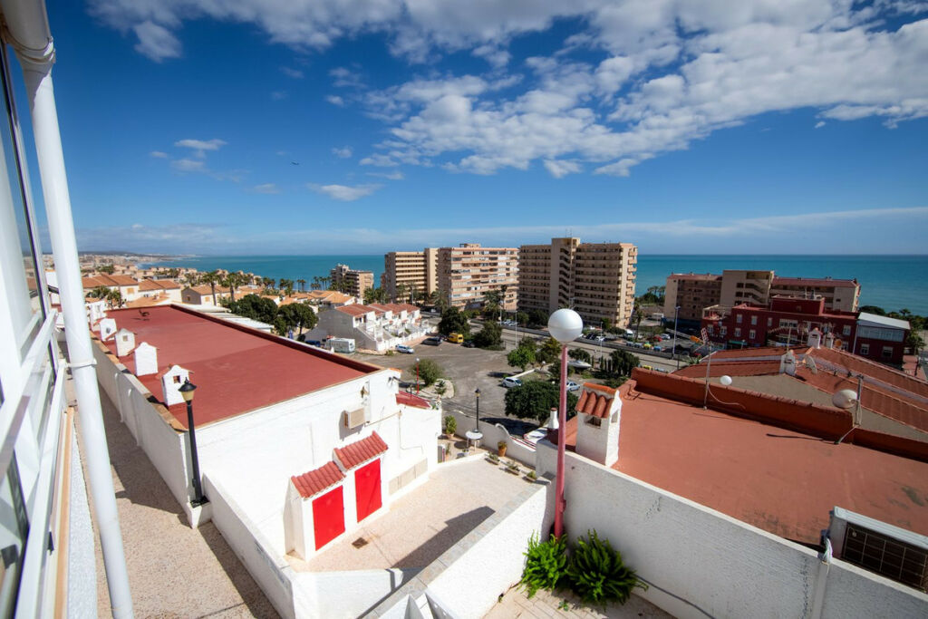 Ground Floor Apartment Torrevieja Alicante - image 7