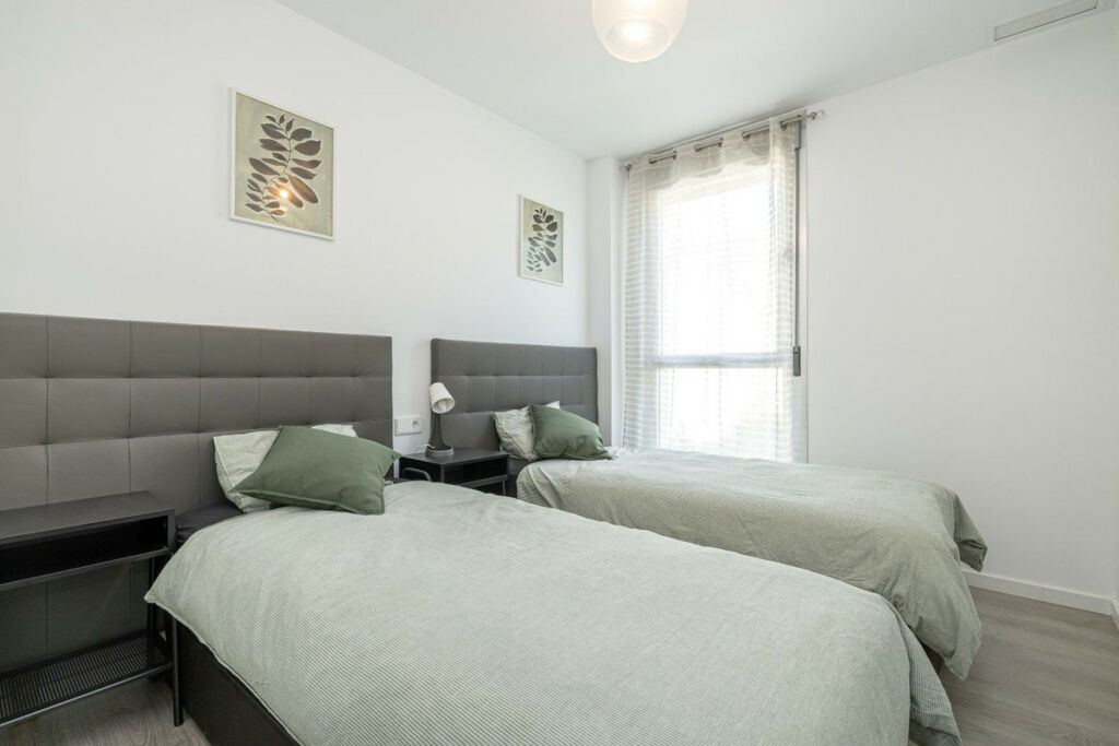 Ground Floor Apartment Estepona Málaga - image 7