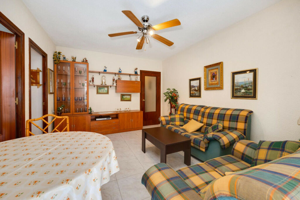 Middle Floor Apartment Playa Del Cura Alicante - image 7