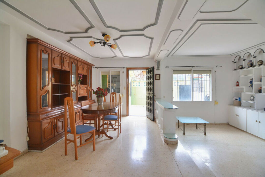 Townhouse Fuengirola Málaga - image 7