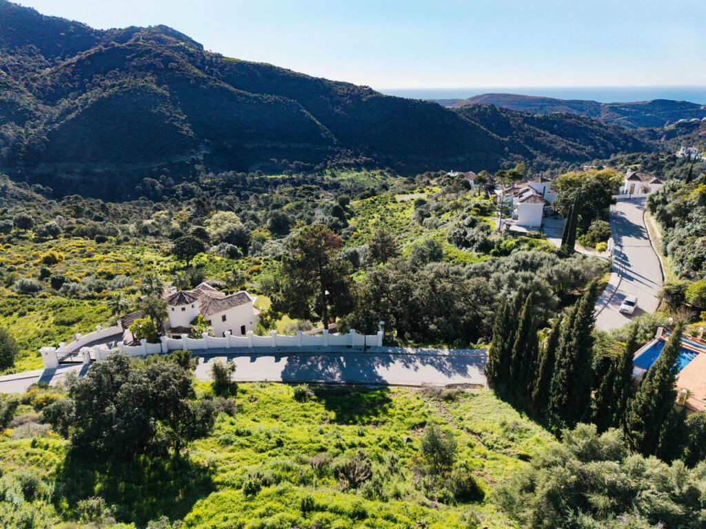 Residential Plot Benahavís Málaga - image 7