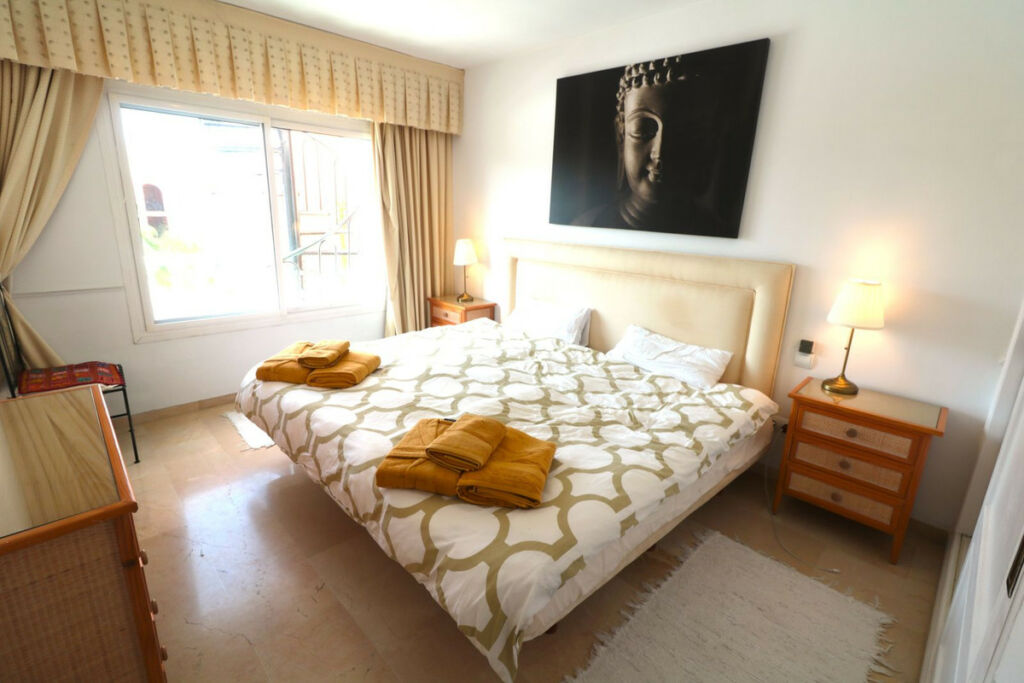 Top Floor Apartment New Golden Mile Málaga - image 7