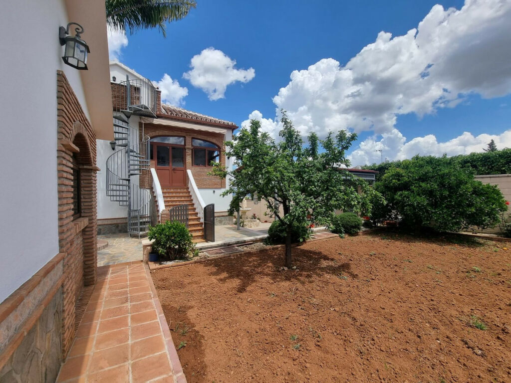 Detached Villa Alhaurín el Grande Málaga - image 7