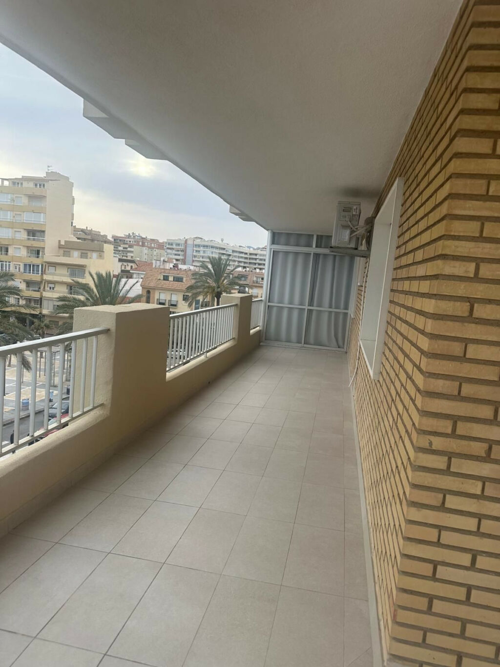 Middle Floor Apartment Los Boliches Málaga - image 6