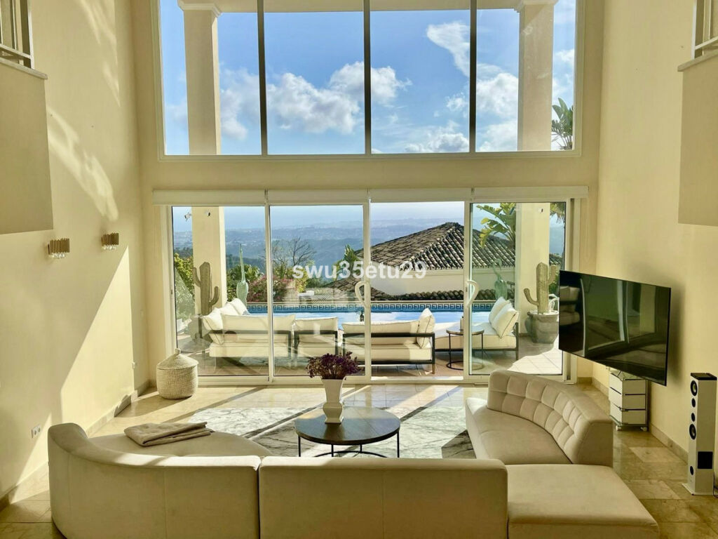 Detached Villa Istán Málaga - image 7