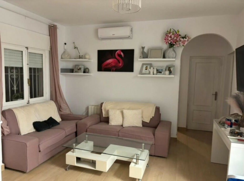 Detached Villa Playa Flamenca Alicante - image 7