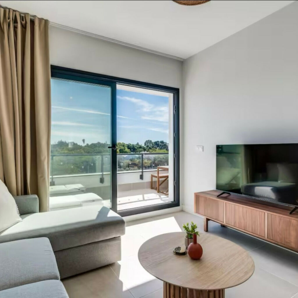 Penthouse Estepona Málaga - image 8