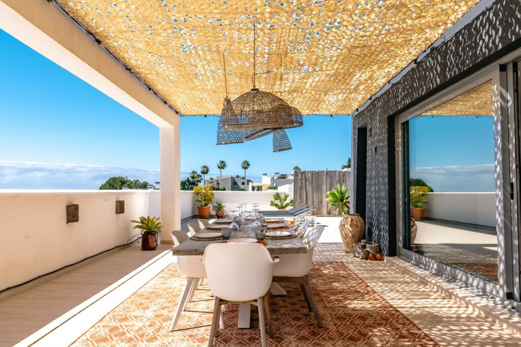Top Floor Apartment Estepona Málaga - image 8