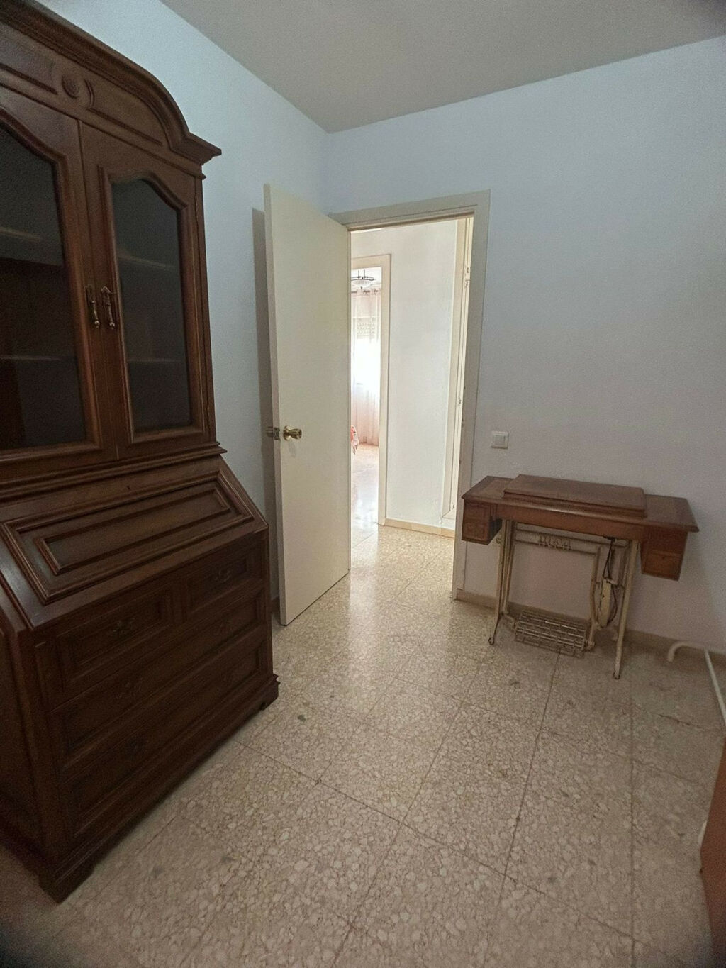 Middle Floor Apartment Estepona Málaga - image 7