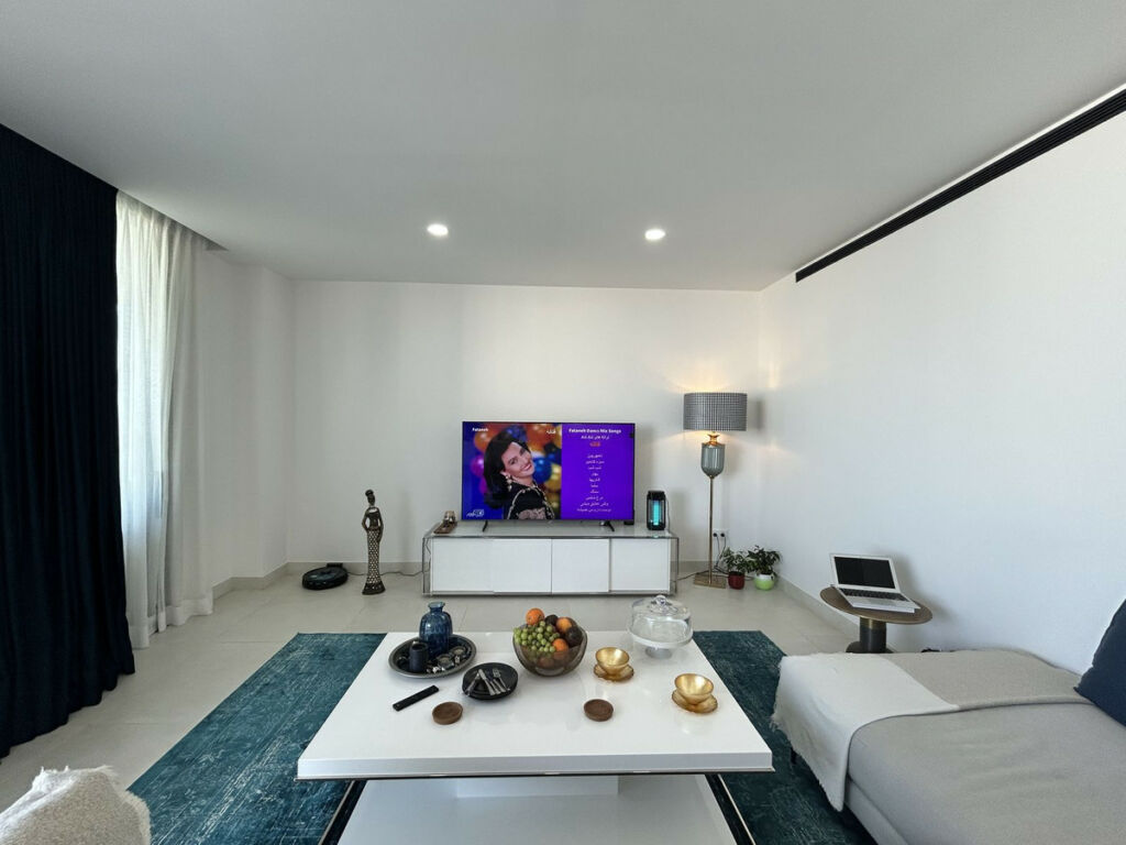 Middle Floor Apartment Higueron Málaga - image 7