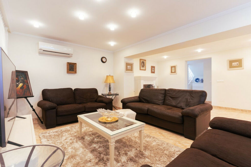 Detached Villa Los Balcones Alicante - image 8