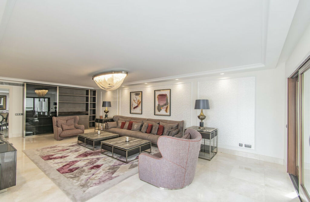 Penthouse Estepona Málaga - image 7