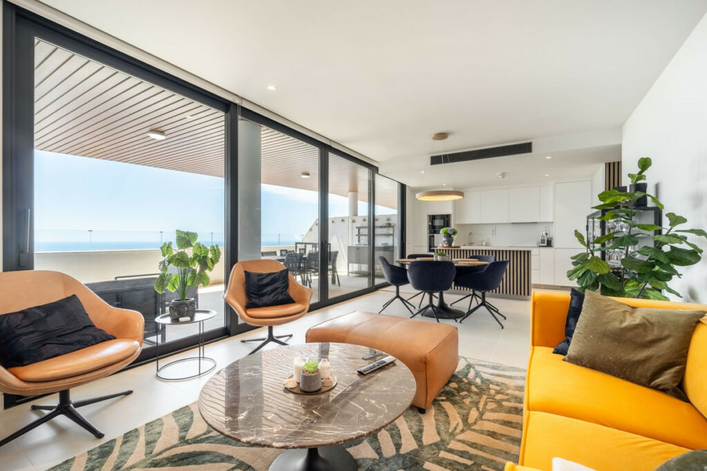 Middle Floor Apartment Fuengirola Málaga - image 7
