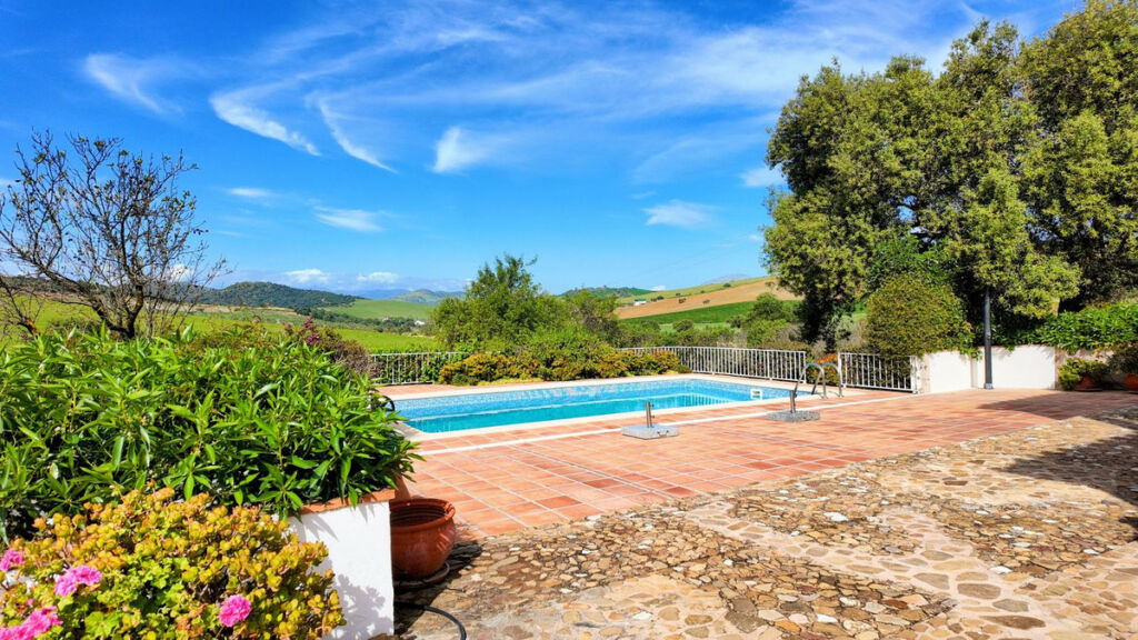 Detached Villa Almogía Málaga - image 6