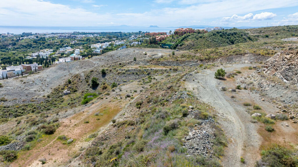 Residential Plot Benahavís Málaga - image 7