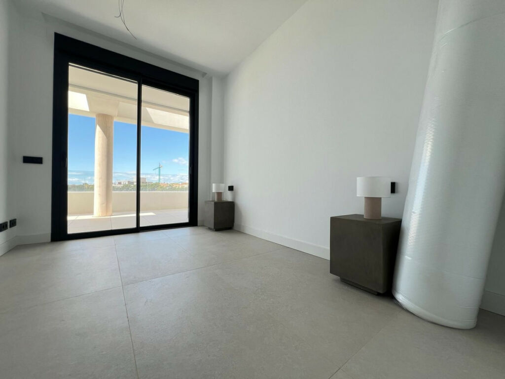 Middle Floor Apartment Marbella Málaga - image 7