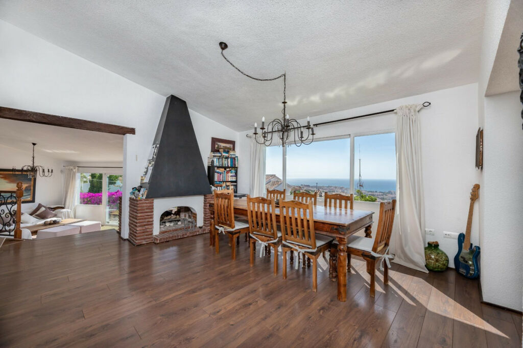 Detached Villa Benalmadena Málaga - image 7