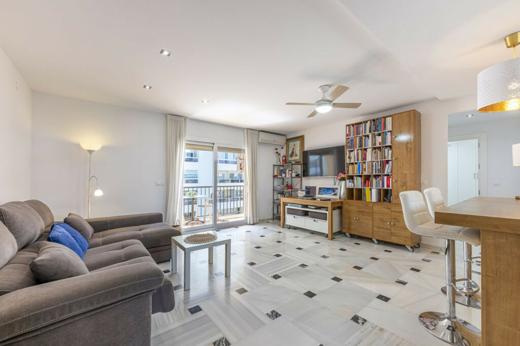Penthouse Fuengirola Málaga - image 7