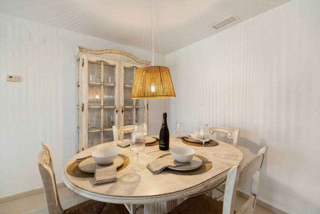Middle Floor Apartment Torrequebrada Málaga - image 7